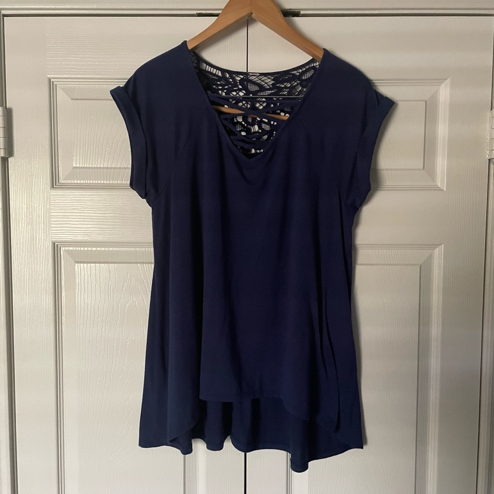 Set Of No Boundaries Tops - image 8